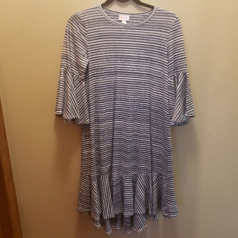 XS Lularoe Maurine